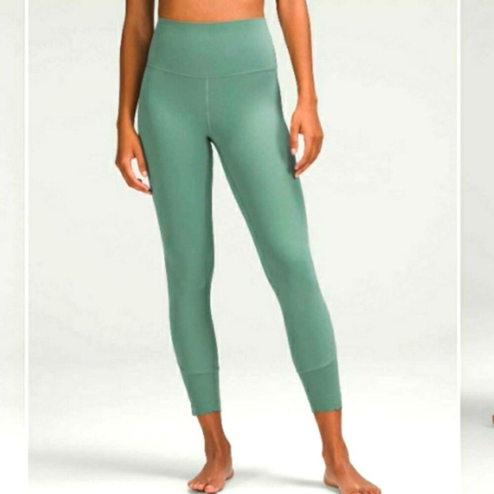 Lululemon Green Scalloped Hem High Rise Athletic Leggings Size 4